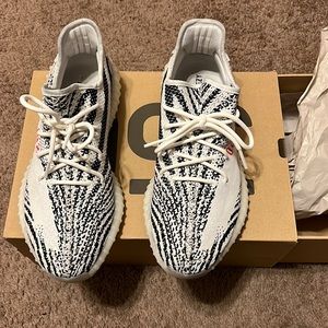 ⭐️💫💯% AUTHENTIC✅Men size 12 YEEZY BOOST 350 V2 USED*****💫⭐️
